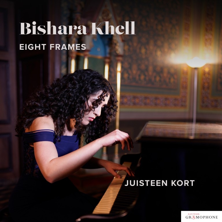Juisteen Kort Poster of Eight Frames Album